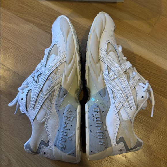 ASICS Gel Kayano Sneakers NIB - Picture 2 of 7